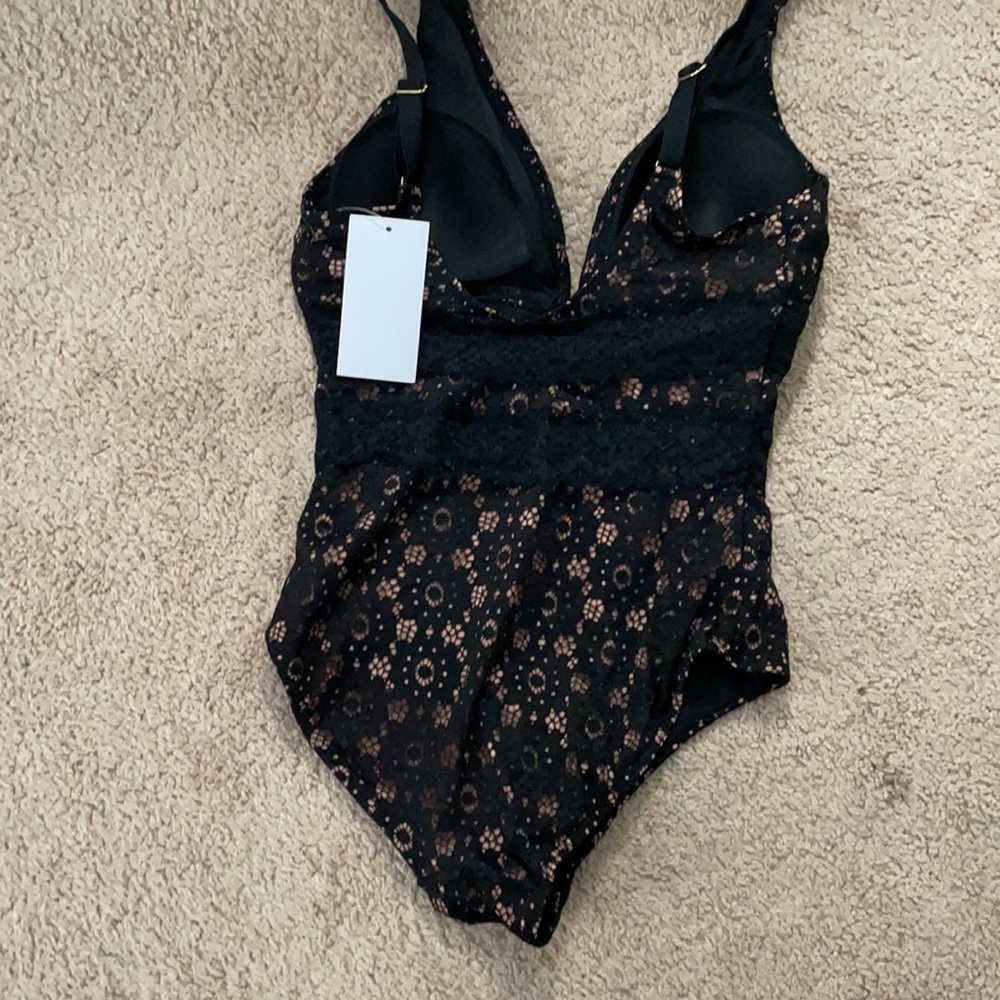 Bathing suit - Picture 2 of 2